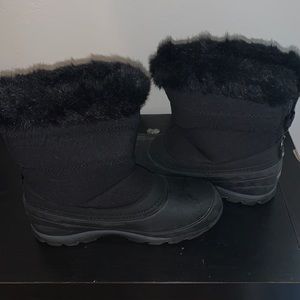Snow Boots